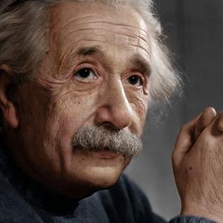 Albert Einstein é provavelmente o físico mais famoso. © InformiguelCarreño, Wikimedia Commons, CC by-sa 4.0