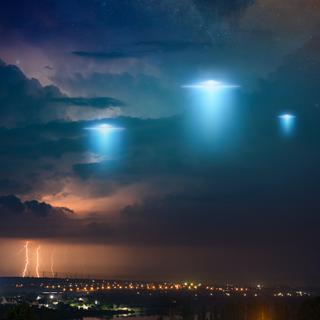 Un ovni, ce n’est pas forcément le signe d’une visite extra-terrestre. Il y a de nombreuses autres façons de l’expliquer. © IgorZh, Adobe Stock