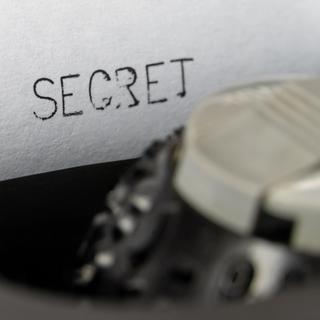 Arquivos confidenciais da polícia secreta que operou na Alemanha Oriental durante 40 anos contam a história do acidente nuclear de Chernobyl, visto quase de dentro… © Yaroslav 1986, Adobe Stock