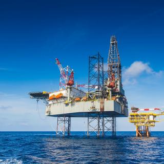 O acesso às rochas mais profundas, particularmente aquelas localizadas na base da crosta, ao nível do Moho, ou no manto superior, continua complicado. © pichitstocker Adobe Stock