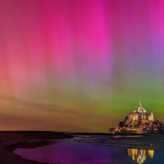 As Luzes do Norte foram novamente visíveis na França por volta de 20 de janeiro, após uma impressionante tempestade solar. © Pvince73, Adobe Stock