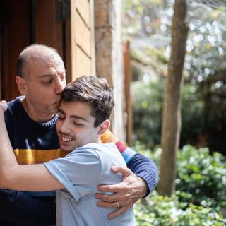 A herança genética do pai pode estar mais envolvida no transtorno do espectro do autismo infantil do que a da mãe. © FG Trade, iStock