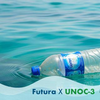 Um novo tipo de plástico pode ser dissolvido na água do mar. © Imagem gerada por IA Gemini