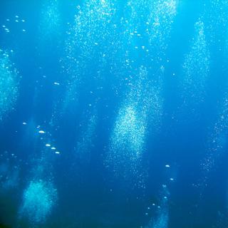 Actuellement, l'air que nous respirons se compose d'environ 21 % de dioxygène et de 78 % d'azote. À l'aube de l'histoire de la Terre, il y en avait en revanche très peu. L'oxygénation semble s'être produite rapidement, mais quand ? © Mister.Tee, Flickr, cc by nc 2.0