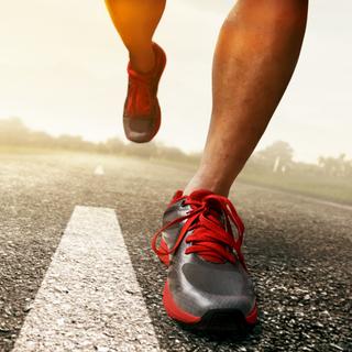 Os novos tênis de corrida são mais eficientes? © fotokitas, fotolia