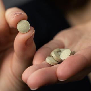 Os comprimidos de iodo são fornecidos gratuitamente pelos farmacêuticos às populações em risco. © Ana, Adobe Stock