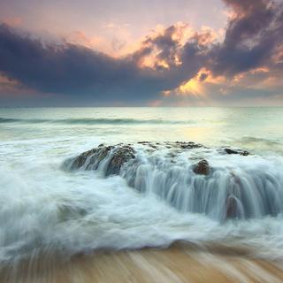 A fonte de água de toda a vida no Universo. © Pok Rie, Pixabay, DP