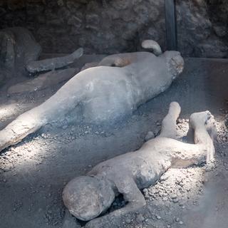 Durante a erupção do Vesúvio, o cérebro de um jovem ficou completamente vitrificado pelo calor extremo. © Sestovic, iStock