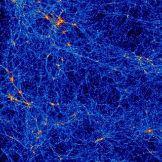Formation des premières structures aux débuts de l'Univers. Cette simulation numérique montre la formation des grandes structures par l'effet de la gravité dans un cube d'univers de 150 millions d'années-lumière de côté. L'intensité lumineuse mesure la densité et la couleur, la température croissante du gaz (du bleu au rouge). Chaque point brillant est une galaxie en formation. Au croisement des filaments de matière, se développent les grands amas de galaxies. © Film 3D - Horizon Simulations at MareNostrum 2010. CEA