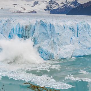 Un glacier en Antarctique a perdu une longueur de glace inédite en quelques mois. © Andrea, Adobe Stock