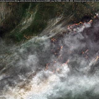Incêndios na região de Tchoukokta, na Sibéria, perto do Círculo Polar Ártico, em 20 de junho. © Com dados modificados do Copernicus Sentinel, criado por Pierre Markuse