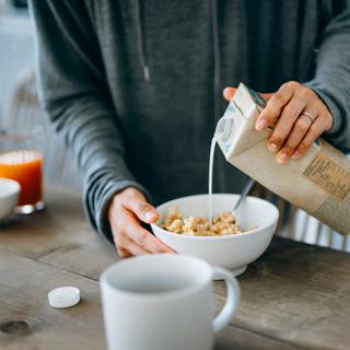 Que penser du lait d'avoine ? © AsiaVision, iStock