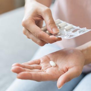 Le médicament a permis des réductions de l'âge biologique allant de 2,71 à 3,46 ans. © KMPZZZ, Adobe Stock