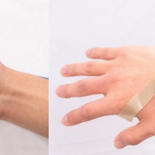 Des électrodes dans une «&nbsp;peau&nbsp;» à base d’hydrogel permettent de toucher les objets dans le métavers. © CityU Research &amp; Technology