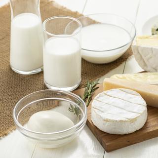 Os produtos lácteos contêm lípidos polares que seriam benéficos para a saúde cardiovascular das pessoas em risco. © kai, Fotolia