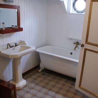 Pensez au vinaigre blanc pour désinfecter votre salle de bains. © Alain.Darle, Wikimedia Commons, cc by sa 3.0