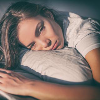Près de 425 millions d'adultes dans le monde souffrent d'apnée obstructive du sommeil et courent donc un risque plus élevé de maladie cardiovasculaire, la principale cause de décès dans le monde. © Maridav, Shutterstock