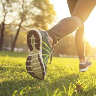 O esporte remodela os sistemas cardiovascular, esquelético, muscular, etc. Um novo estudo realizado em ratos mostra que também influencia uma área do cérebro envolvida na modulação energética do corpo. ©guguard, Adobe Stock