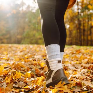 Voici pourquoi la marche seule ne suffirait pas à être en pleine forme selon une étude américaine. © Maksym Belchenko, iStock
