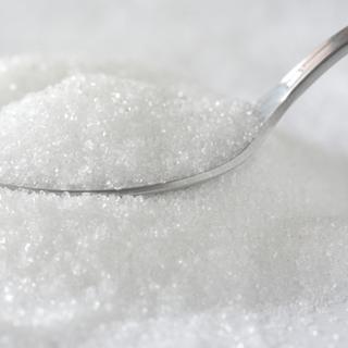Non, le sucre ne sert pas uniquement à... sucrer ! © Thodsaphol Tamklang, Adobe Stock