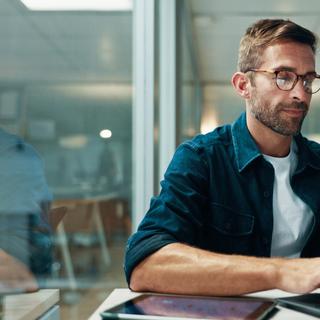 Voici comment des Français utilisent désormais l'IA pour gagner plusieurs heures par semaine. ©&nbsp;Jacob Wackerhausen, iStock