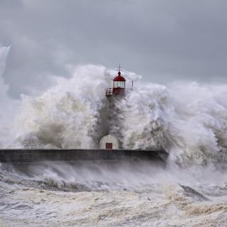 As costas da Normandia e da Bretanha enfrentarão uma verdadeira tempestade a partir da noite de quinta-feira, mas o vento mudará para o interior. © Zacarias da Mata, Adobe Stock