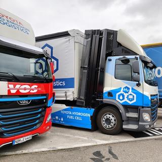 Le tracteur est un modèle classique de chez Man et&nbsp;qui a été modifié par Toyota. © Sylvain Biget