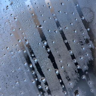 Une start-up française&nbsp;développe des générateurs d’eau potable à partir de l’humidité de l’air. © Oleksandr Filatov, Adobe Stock