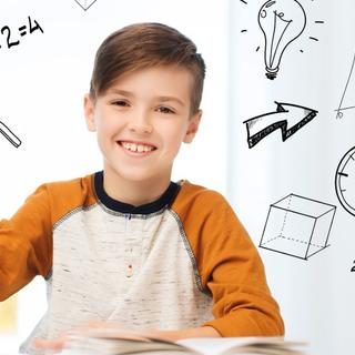 Certains diront que pour devenir meilleur en mathématiques, il suffit d’aimer les maths ! © Syda Productions, Fotolia