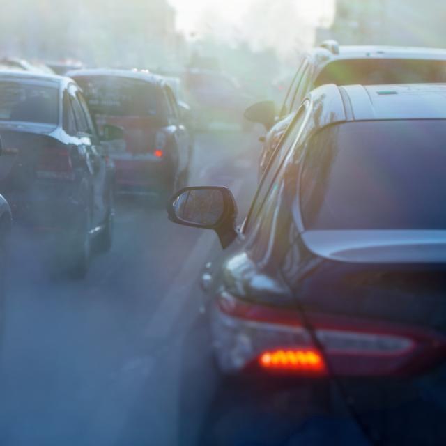Le carbone suie, lié à la pollution automobile, augmente les risques de ...