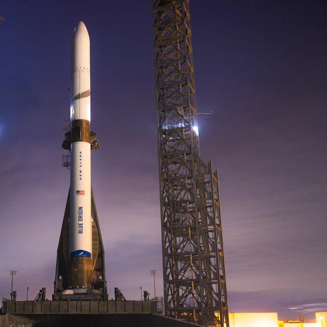 La première New Glenn sur son pas de tir à Cap Canaveral.&nbsp;© Blue Origin