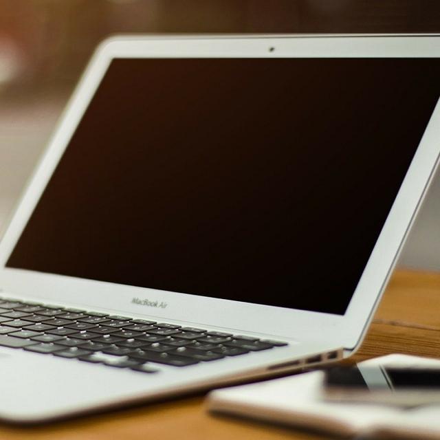 DUT informatique : tout ce qu’il faut savoir © moslanexx, Pixabay