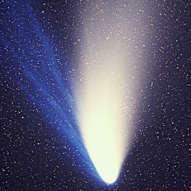 La comète Hale-Bopp. © E. Kolmhofer, H. Raab, CC by-sa 3.0