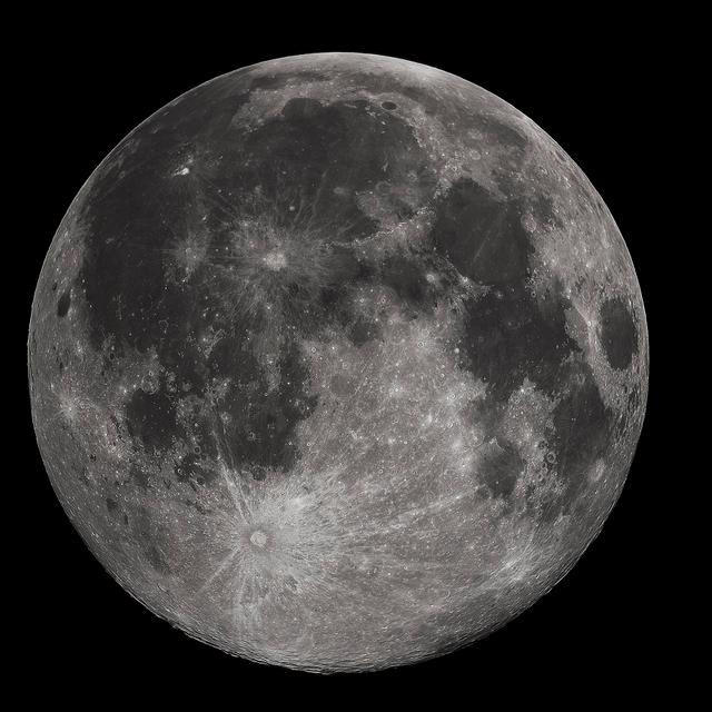La Lune s'éloignerait de notre Planète de plusieurs centimètres par an.&nbsp;© Gregory H. Revera, Wikipedia