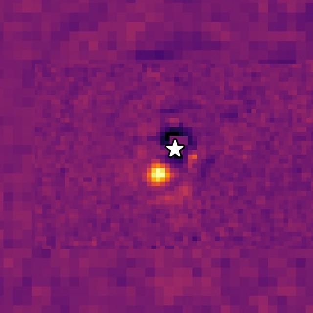L&#39;exoplanète HIP 65426b est ici imagée par le télescope spatial James-Webb.&amp;nbsp;© Nasa, ESA, CSA, A Carter (UCSC), the ERS 1386 team, A. Pagan (STScI)