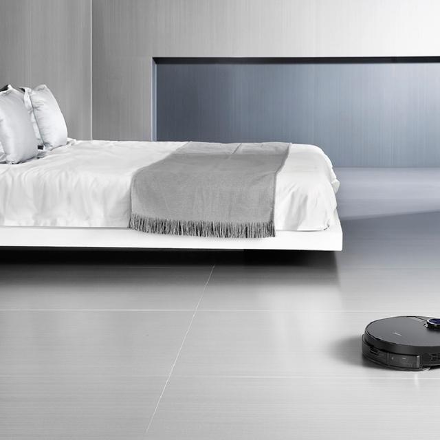 Un robot haut de gamme qui fait le ménage aussi bien que vous le feriez. © Midea