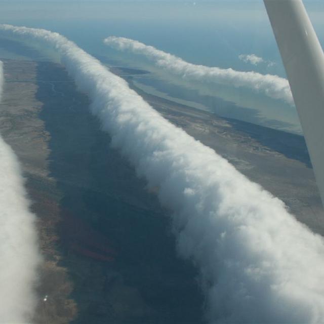 Phénomène météo extraordinaire la mer de nuages — free download