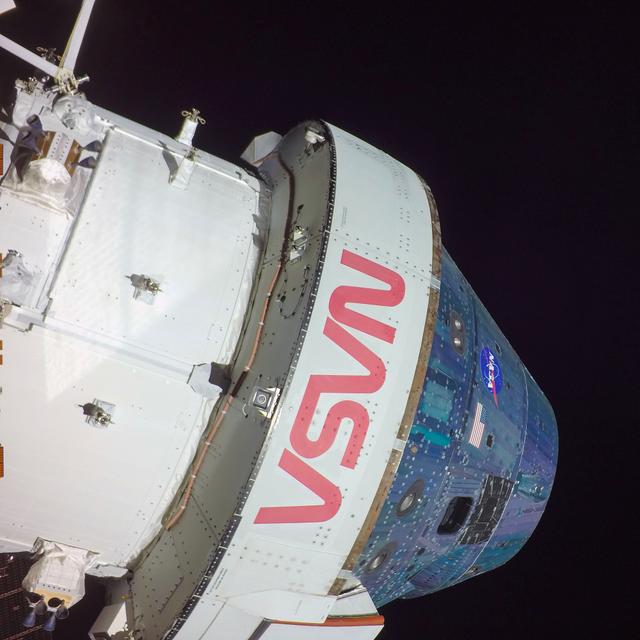 Le véhicule spatial Orion est conçu pour transporter un équipage&amp;nbsp;de la Terre vers l’orbite lunaire. © Nasa