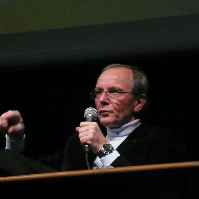 Axel Kahn en plein débat à l&#39;ENS-Lyon, le 11 décembre 2007 © JL Goudet / Futura-Sciences