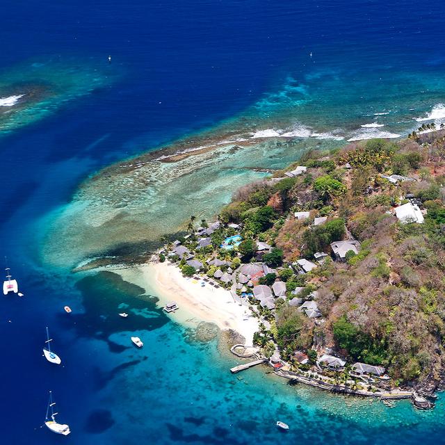 Quelque part dans les Grenadines, un chapelet d&#39;îles des Petites Antilles, entre la mer des Caraïbes et l&#39;Atlantique. © Antoine