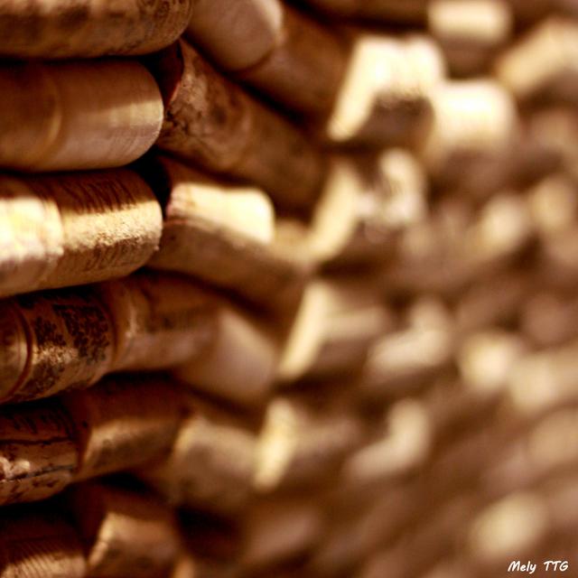 La fabrication de bouchons en liège est un processus de longue haleine. © melyttg, Flickr, CC by-nc-nd&amp;nbsp;2.0