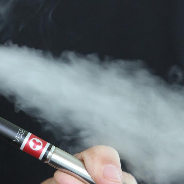 elfbar nachfüll pod läuft aus San Francisco interdit la vente de cigarettes électroniques