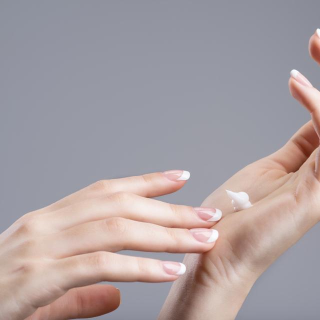 Eczéma sur les bras, les mains, le visage : que faire ? © Valua Vitaly, Fotolia 