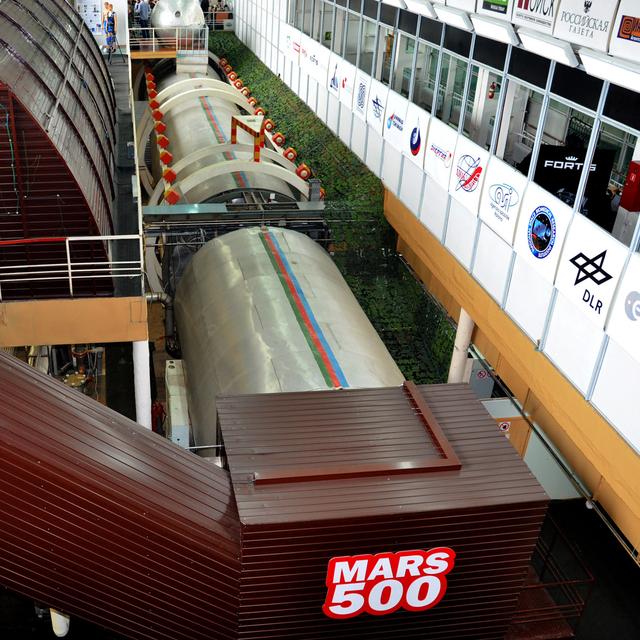 Les 180 m² qui vont servir de vaisseau spatial aux six volontaires. Crédits Esa / S. Corvaja