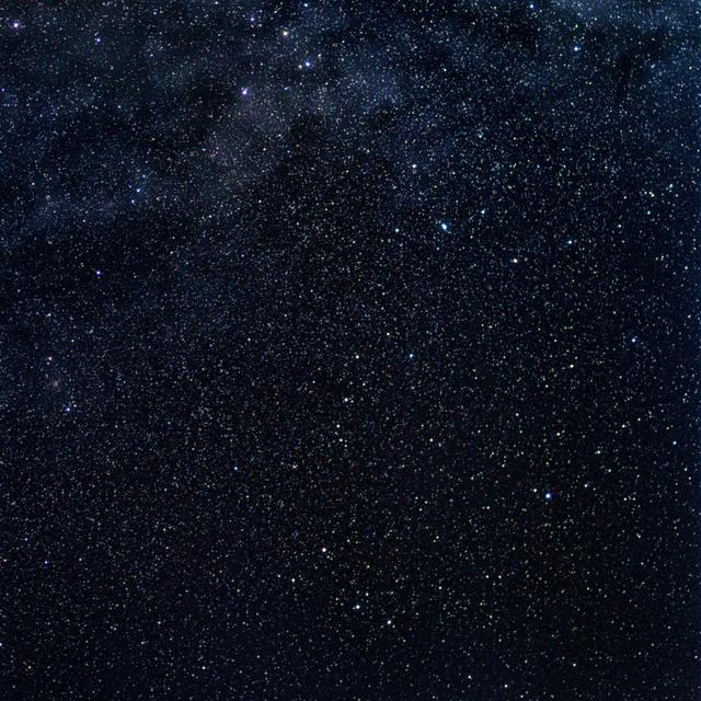 Une nova peut être observée à proximité de l’étoile bêta Cassiopée. © NRoytman Photography, Adobe Stock