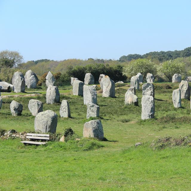 Les alignements mégalithiques de Carnac, en Bretagne. © d_e_r_i_c, fotolia