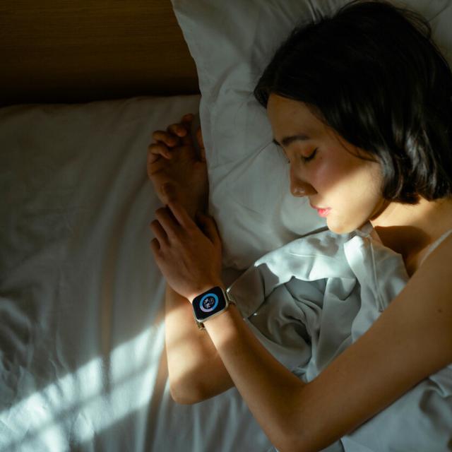 Des chercheurs révèlent qu’une seule nuit de sommeil peut prédire des ...