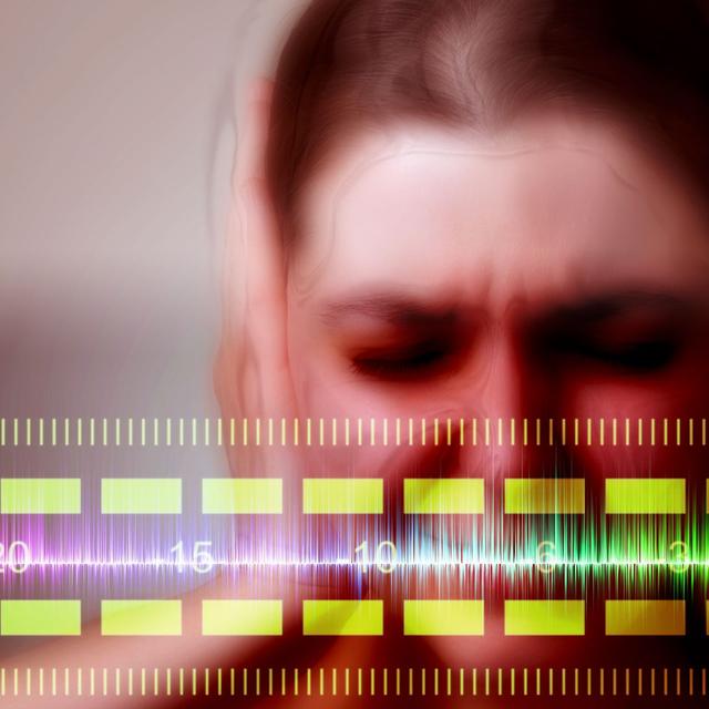 L’oreille est parfois malmenée quand le son est trop fort. © flickr, CC by-nc 2.0