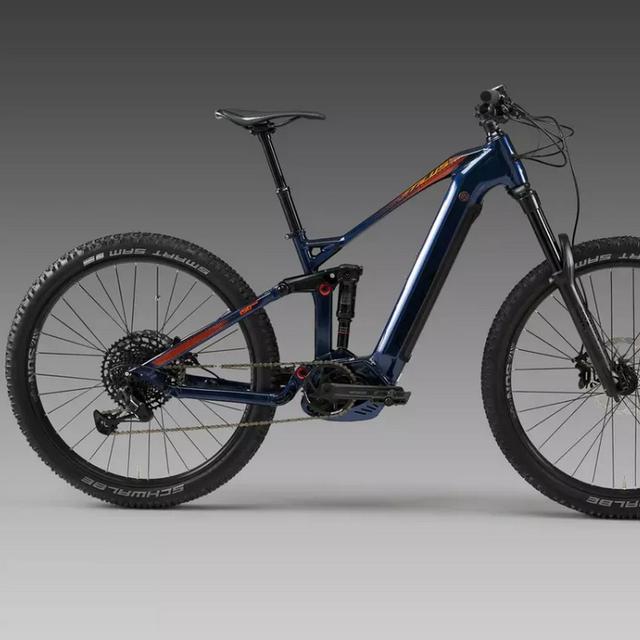 Le Stilus de Decathlon est le premier VTTAE tout suspendu de l’enseigne multisport. © Decathlon