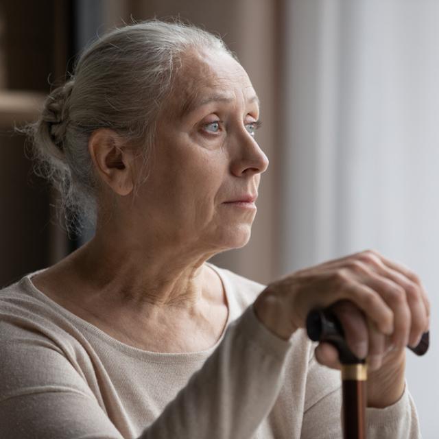 Dépression, accident vasculaire cérébral (AVC) et&nbsp;démence, ces trois&nbsp;pathologies partagent&nbsp;des facteurs de risque. ©&nbsp;fizkes, iStock